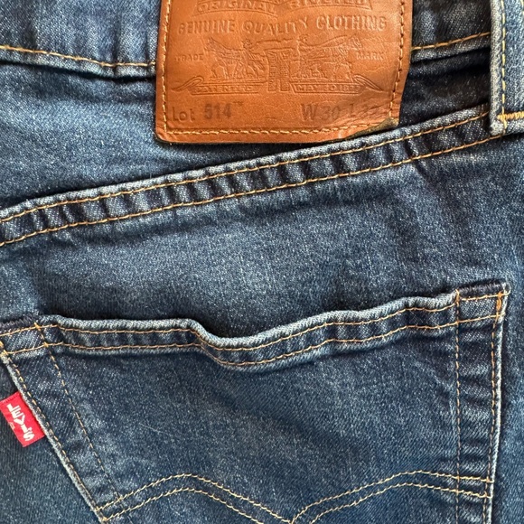 Levi’s 514 jeans.  Men’s size 30/32.  Dark wash. - Picture 3 of 8